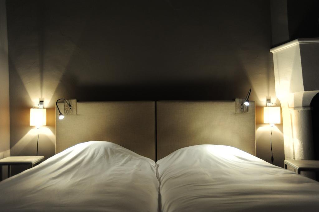 Bed and Breakfast Chateau De Lerse Perignac  Zimmer foto