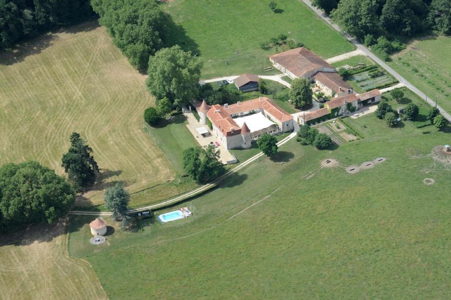 Bed and Breakfast Chateau De Lerse Perignac  Exterior foto